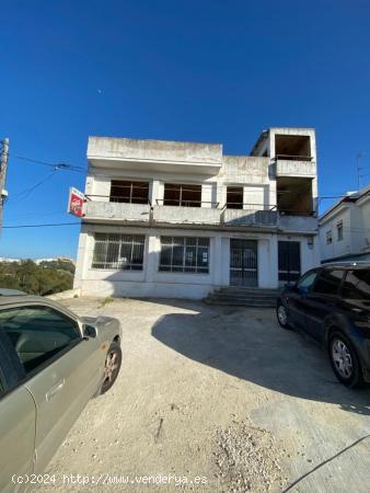  VENTA DE EDIFICIO EN ARCOS JUNTO CON SOLAR Y FANTASTICAS VISTAS DE ARCOS - CADIZ 