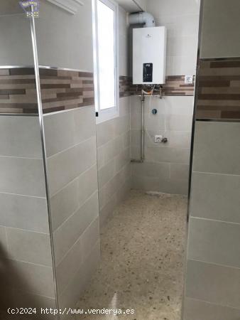 VENTA DE PISO ZONA BARRIO BAJO - CADIZ