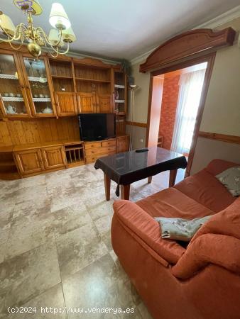  VENTA DE PISO ZONA BARRIO BAJO - CADIZ 