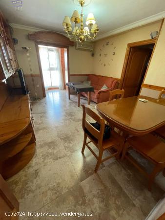 VENTA DE PISO ZONA BARRIO BAJO - CADIZ