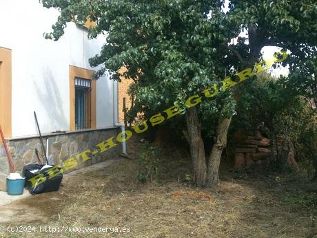 VIVIENDA + FINCAS EN CALAVERAS DE ABAJO (LEON) - LEON