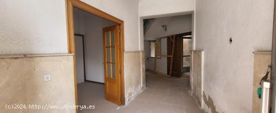 Se vende casa para reformar en Archena - MURCIA