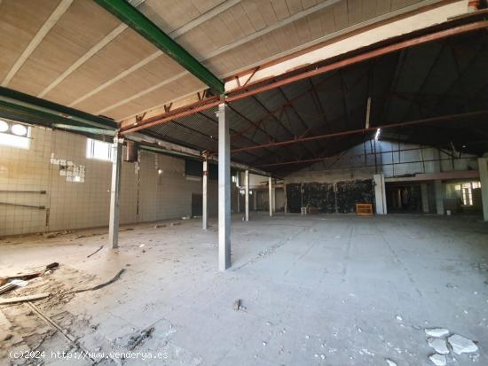 SE VENDE NAVE INDUSTRIAL EN CALASPARRA - MURCIA