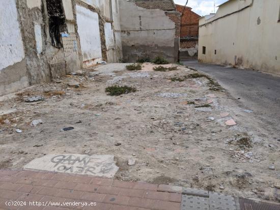 Se vende solar en el centro de Ceuti - MURCIA