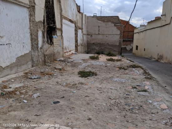 Se vende solar en el centro de Ceuti - MURCIA