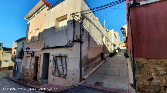  SE VENDE CASA PARA REFORMAR EN LORQUI - MURCIA 