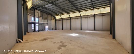 Se vende Nave en P.I. Polvorines de Archena - MURCIA