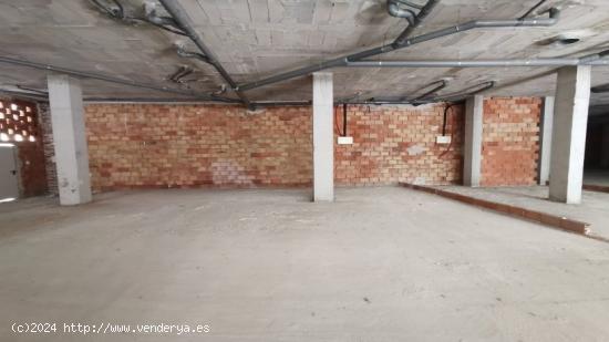 SE VENDE ESTUPENDO LOCAL COMERCIAL EN MOLINA DE SEGURA - MURCIA