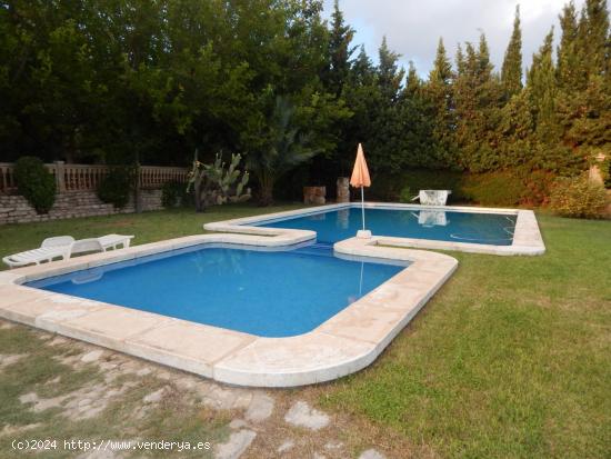 OPORTUNIDAD CHALET CON MUCHO ENCANTO EN ONTINYENT - VALENCIA