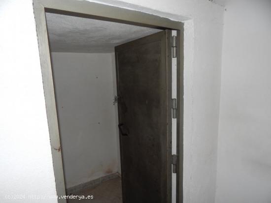 OPORTUNIDAD DE VENTA PLANTA BAJA EN ZONA CENTRO DE ONTINYENT!!! - VALENCIA