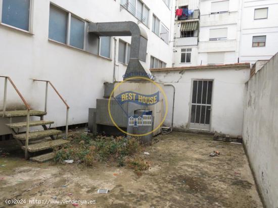 AMPLIO LOCAL A LA VENTA O ALQUILER EN BARRIO DE SAN JOSÉ DE ONTINYENT - VALENCIA