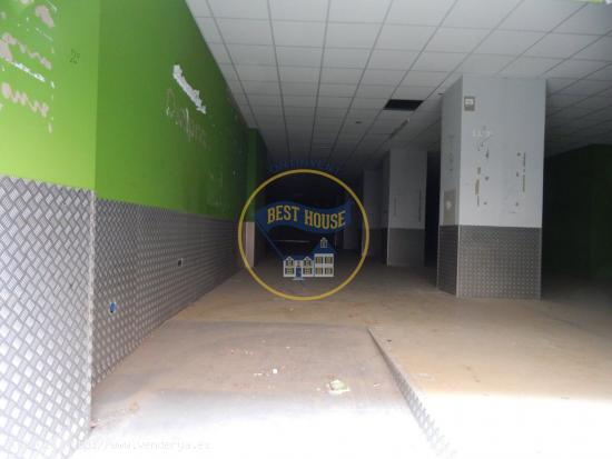 AMPLIO LOCAL COMERCIAL EN VENTA O ALQUILER EN ONTINYENT - VALENCIA