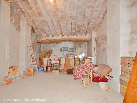 CASA CON GRANDES POSIBILIDADES A LOS PIES DE LA SIERRA MARIOLA EN AGRES (ALICANTE) - ALICANTE