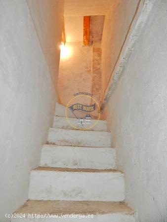 CASA CON GRANDES POSIBILIDADES A LOS PIES DE LA SIERRA MARIOLA EN AGRES (ALICANTE) - ALICANTE