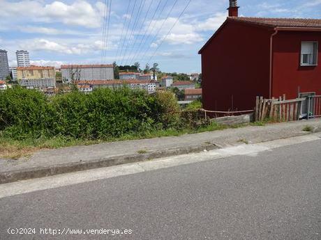 TERRENO EN LA ZONA DE CRUCEIRO DA CORUÑA - A CORUÑA