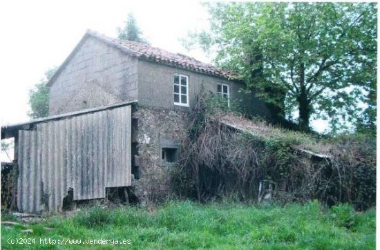 CASA DE PIEDRA CON TERRENO DE 5.602 M2 PARA REHABILITAR EN TRAZO - A CORUÑA