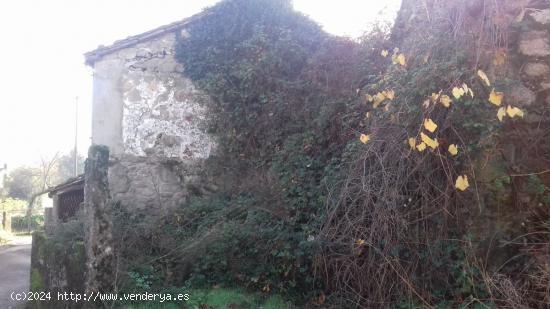 SE VENDE CASA DE PIEDRA PARA REFORMAR EN BUGALLIDO - A CORUÑA