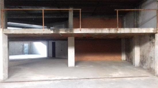 LOCAL COMERCIAL DE 430 M2 EN PONTEPEDRIÑA - A CORUÑA