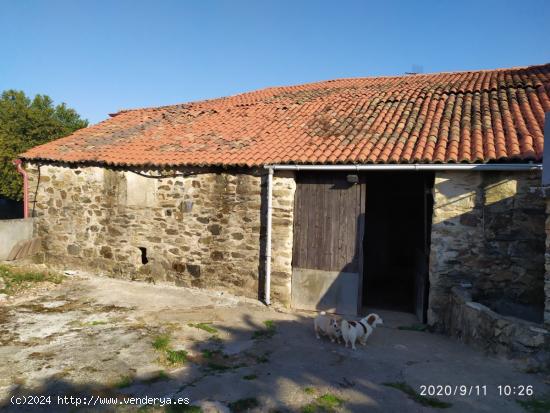 CASA DE PIEDRA PARA RESTAURAR EN SU TOTALIDAD - A CORUÑA