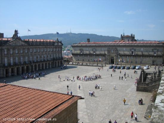 HOSTAL COMPLETAMENTE REFORMADO EN FUNCIONAMIENTO EN PLENO CASCO HISTÓRICO - A CORUÑA