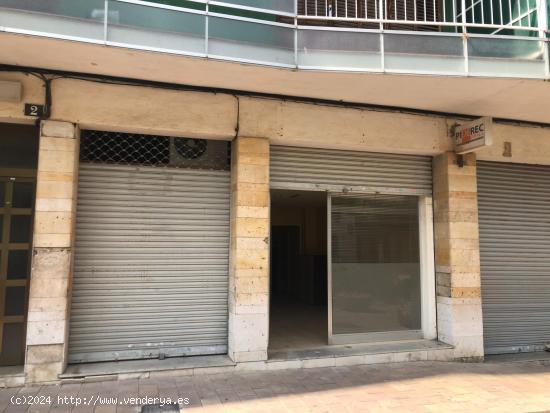 OFERTA +++ LOCAL COMERCIAL EN VENTA EN PLAZA PADRÓ - BARCELONA