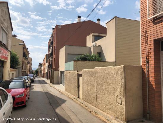 GRAN PARCELA EN VENTA -IDEAL INVERSORES- - BARCELONA