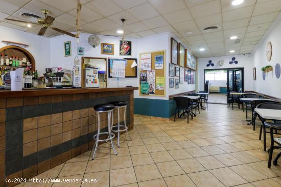 Oportunidad, traspaso de Bar-Cafetería en funcionamiento - BALEARES