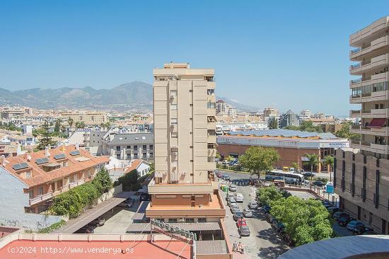 se vende amplio piso en pleno centro de fuengirola - MALAGA