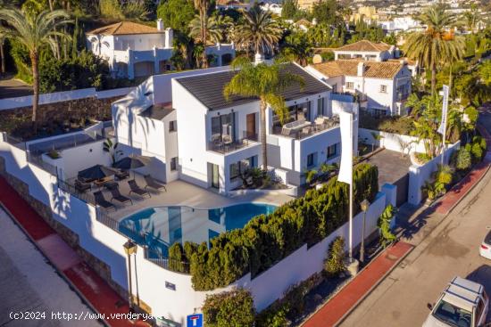 se vende villa en Las Brisas - Nueva Andalucia - MALAGA