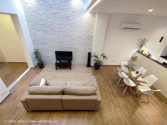 se vende villa unifamiliar moderna 100 metros playa - MALAGA