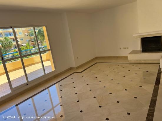 se vende atico duplex en torremolinos - MALAGA