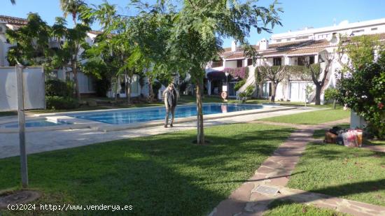 APARTAMENTO MUY BONITO EN URBANIZACIÓN MUY - ALICANTE