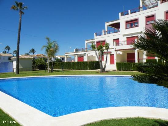 BAJO CON PISCINA EN BONITA URBANIZACIÓN - ALICANTE