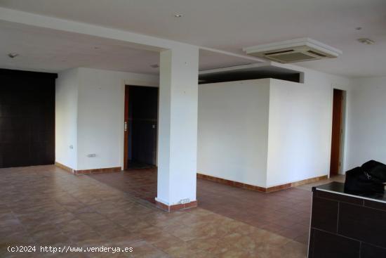  LOCAL COMERCIAL LISTO PARA EL USO DE OFICINAS - ALICANTE 