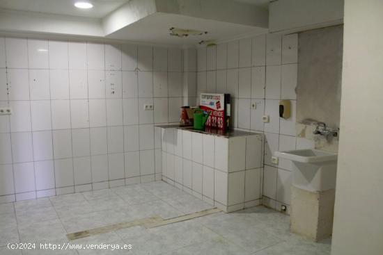 LOCAL COMERCIAL LISTO PARA EL USO DE OFICINAS - ALICANTE