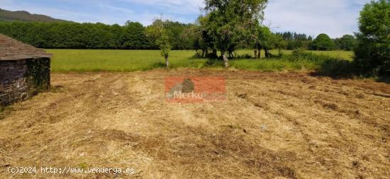 OPORTUNIDAD!!!SE VENDE CASA DE PIEDRA A 10 KMS DE LUGO - LUGO