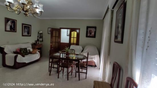 Nave con vivienda a la venta - CORDOBA