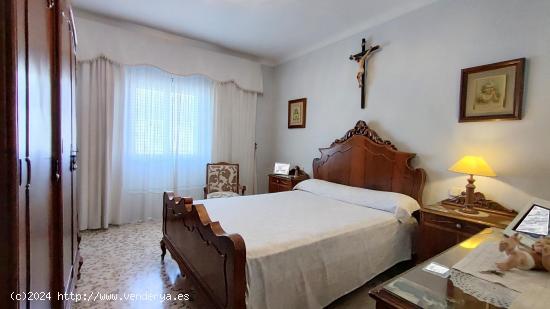 Venta de piso con cochera - CORDOBA