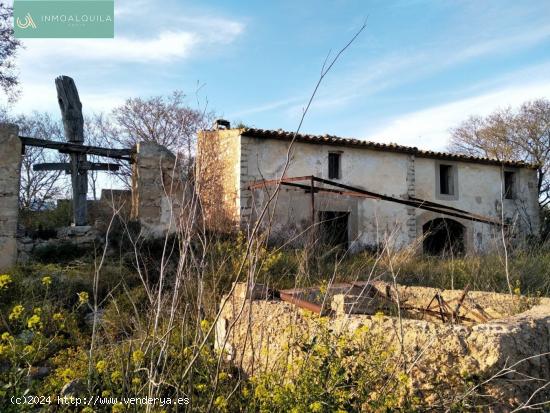 FINCA RÚSTICA EN BINISSALEM - BALEARES