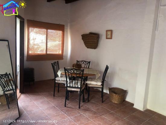 CASA RURAL CON PARCELA EN BLANCA - MURCIA