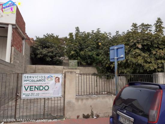 CASA CON PARCELA  A DOS CALLES  EN ARCHENA - MURCIA