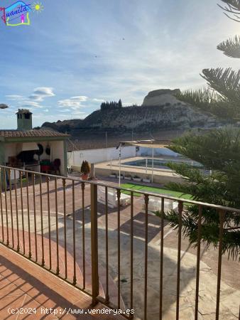 CASA DE CAMPO CON PISCINA Y PARCELA VALLADA  EN LOS INTES ARCHENA - MURCIA