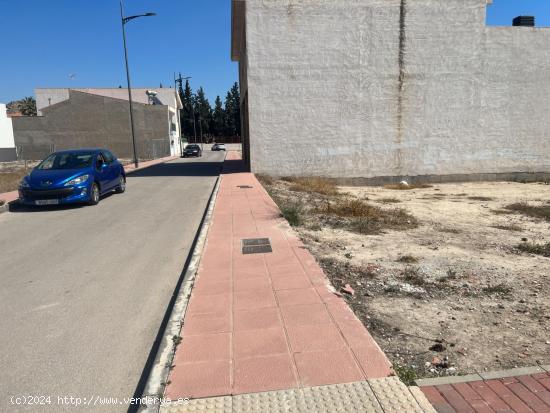  SOLAR  300 M2  ESQUINA  EN ZONA PAGO BARRANCO DE ARCHENA - MURCIA 