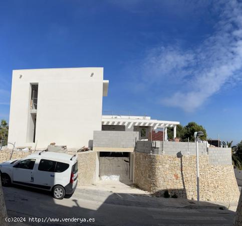 Nuevo y moderno Chalet en Benimeit, Moraira con vistas al mar - ALICANTE