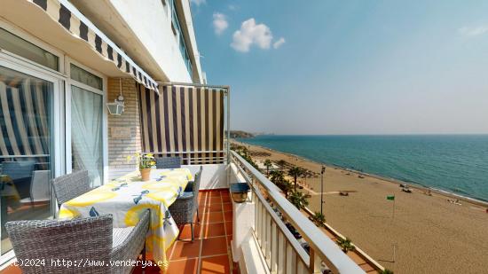 Piso de dos dormitorios con vistas espectaculares al mar en Carvajal. - MALAGA