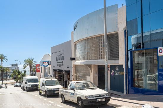 Nave totalmente cubierta en excelente ubicación, c... - MALAGA