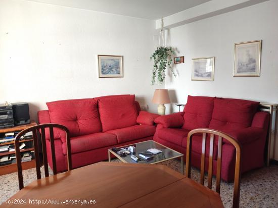  Se Vende Pîso esquina Paseo María Agustín. 3 Dormitorios y enorme Garaje. - ZARAGOZA 