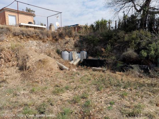 TERRENO A DOS NIVELES EN PEDRASANTA, SENTMENAT - BARCELONA