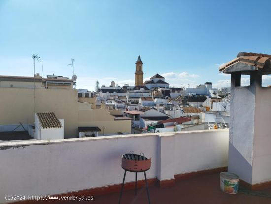 Atico duplex en el casco antiguo de Estepona. 3 amplios dormitorios 2 baños y solarium!! - MALAGA