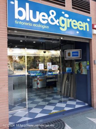  Local comercial en Avd. Reina Victoria Eugenia de 92 m2 - MURCIA 